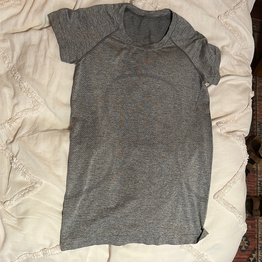 size 6 grey swiftly tech